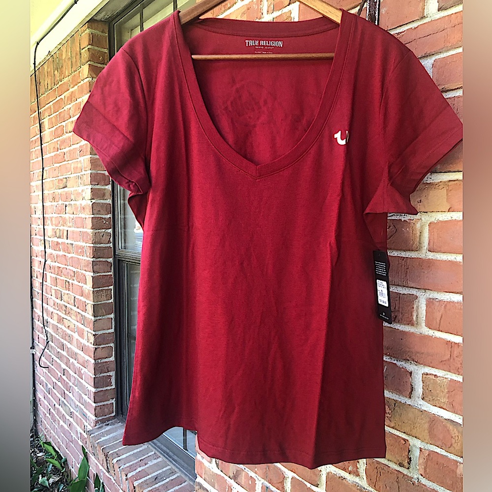 True Religion Woman’s XXL Short Sleeve V-Neck Embellished Top NWT